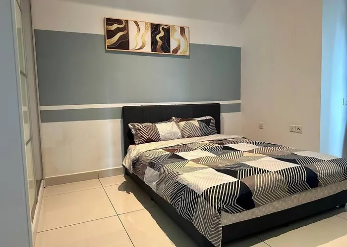 Ksl City Mall 6Pax With 55” Tv & Netflix@2Carpark
