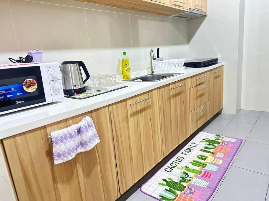 Ksl Mall 6pax With 55” Tv & Netflix@2carpark Apartment