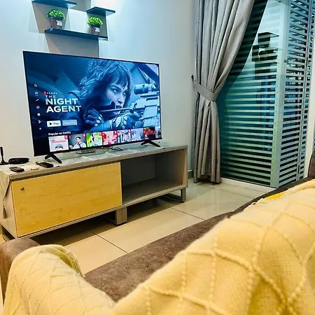 Ksl City Mall 6Pax With 55” Tv & Netflix@2Carpark Johor Bahru Exterior photo